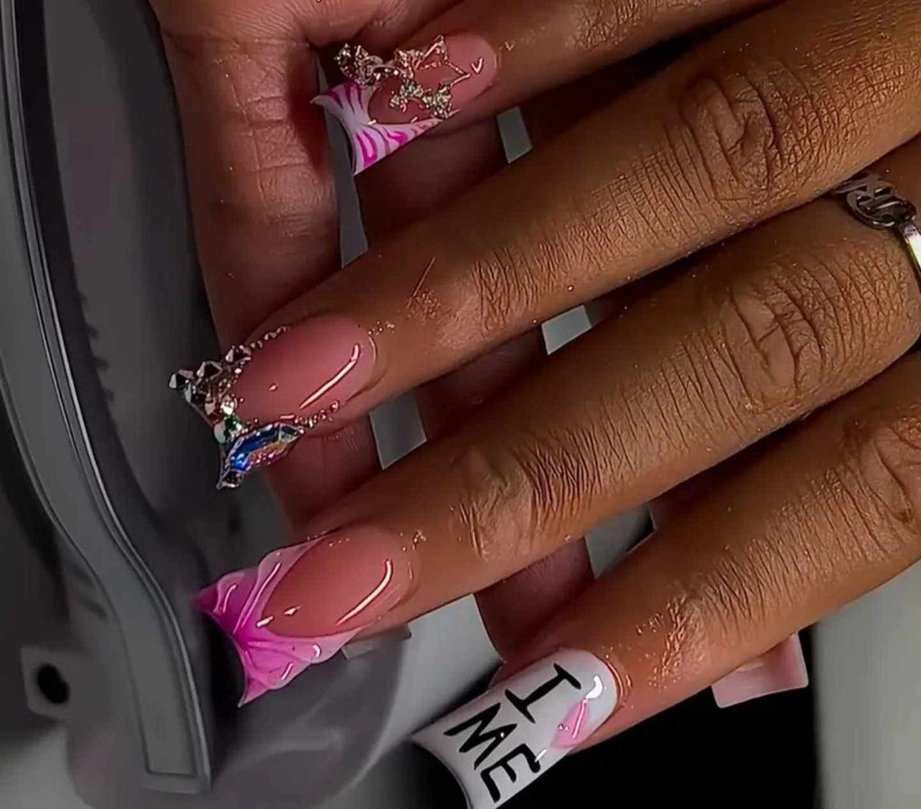 Valentines Press Ons - Heart Nail Art, Purple Accents, Glitter Finish, Perfect for Valentine's Day